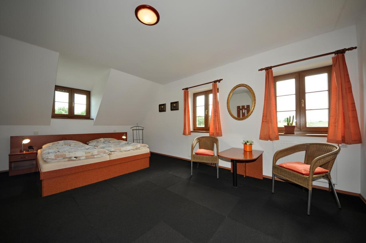 Penzion Praktik Krumlov Přísečná エクステリア 写真