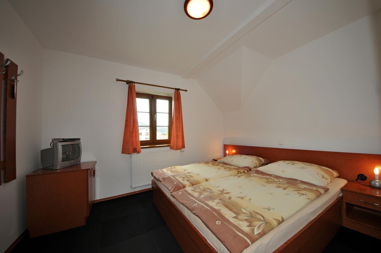 Penzion Praktik Krumlov Přísečná エクステリア 写真